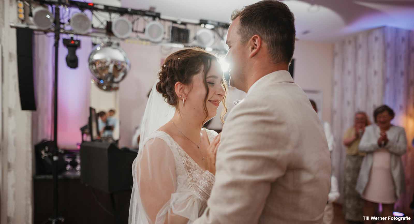 DJ André Ludewig #Rostock #DJ #Schwerin #DJHamburg #DJHochzeit #DJWedding